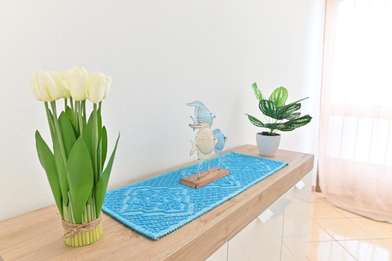 Izzhome Flamingo プーラ エクステリア 写真